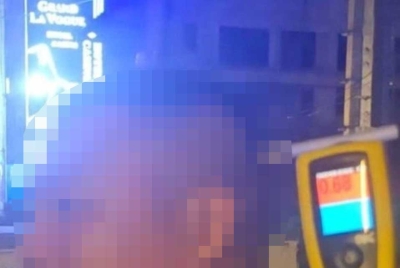 醉酒驾车辱警! 中国男子及柬籍妻子被刑事起诉