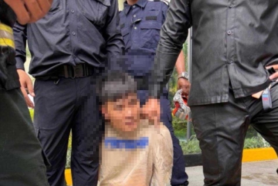 西港中国男子疑似吸毒后纵火？警方介入调查动机