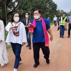 泰国农业部副部长前往尖竹汶解决榴莲无法出口至中国的问题 ...