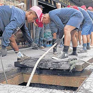 曼谷将启用服刑囚犯协助清理市区排水系统