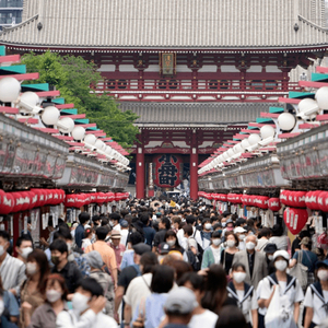 日本日增新冠病例时隔5月再超9万例 BA.5毒株致疫情急速蔓延