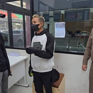 信任破裂：出狱泰国男子被昔日狱友抢劫