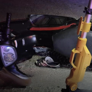 曼谷摩托男子遇袭 警方调取监控追凶