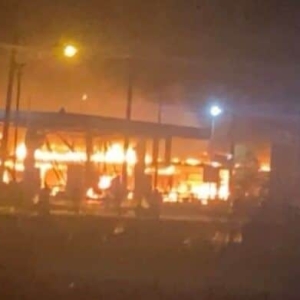 泰国南部11加油站连环爆炸纵火，边境安全受威胁