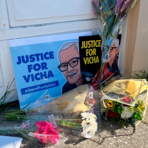 反亚裔仇恨标志性案件，被告未判谋杀